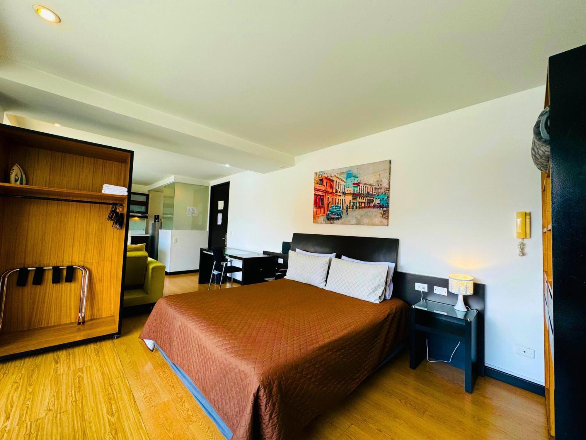 Aparta Suite Continental Богота Экстерьер фото